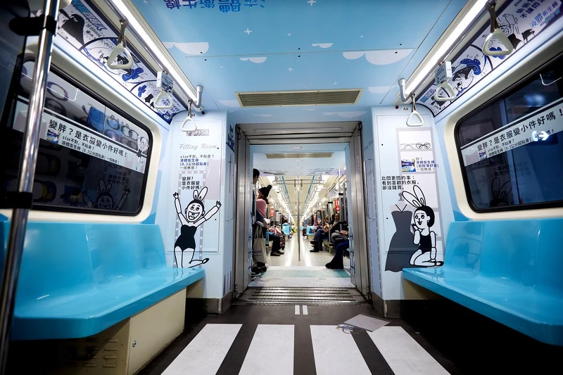 好自在x馬來貘聯名,經期四超人「液體衛生棉」一招無感 好自在x馬來貘聯名,經期四超人「液體衛生棉」一招無感