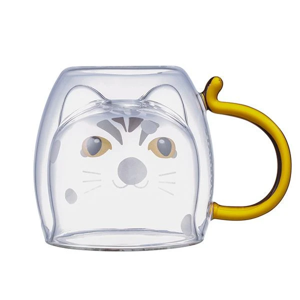 石虎把手雙層玻璃杯,售價$600。容量:300ml。 石虎把手雙層玻璃杯,售價$600。容量:300ml。