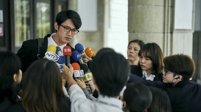 吳慷仁飾演的法扶律師爭議大 吳慷仁飾演的法扶律師爭議大