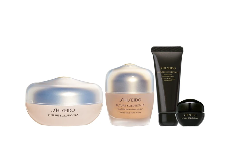 購買 極上御藏光羽紗粉霜+極上御藏光羽紗蜜粉,即贈 極上御藏潔膚皂15ML+極上御藏晚霜6ML。NT5500。 購買 極上御藏光羽紗粉霜+極上御藏光羽紗蜜粉,即贈 極上御藏潔膚皂15ML+極上御藏晚霜6ML。NT5500。