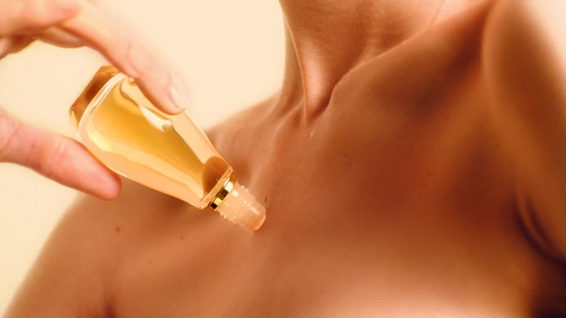 香氛的馥郁花香，新、挑動人心的觸動下令人心動的綻放。