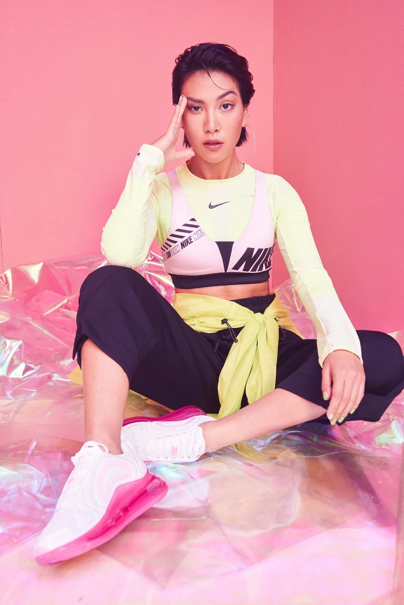 Go Big or Go Home！跟著莫莉一起挑戰時尚巔峰！