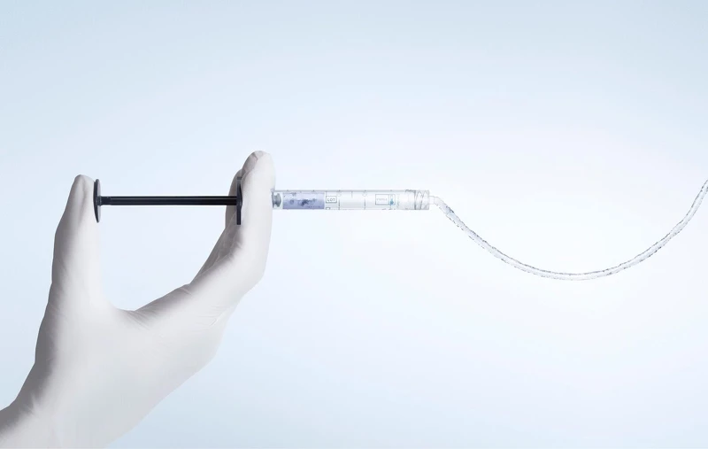 ▲女神[動態]玻尿酸，以「動態美學」為概念，膠體具有的獨特的柔韌特性，更提高玻尿酸凝膠的拉伸力 (Flexibility)，使注入後的玻尿酸可自然隨著臉部表情擺動，符合更多愛美女性的需求