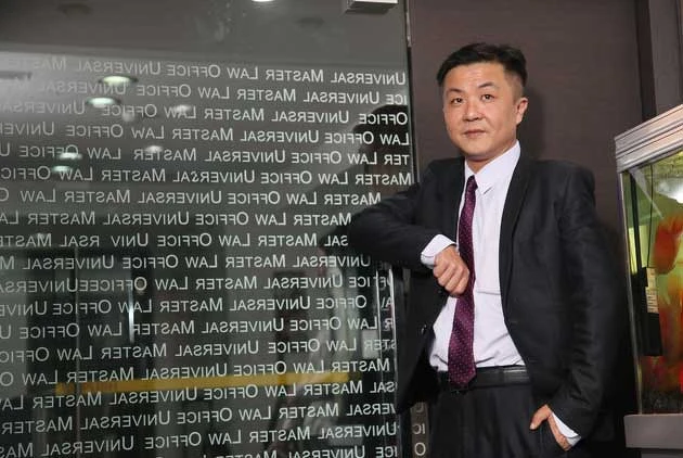 為了做自己認為該做的事,呂秋遠學會不再因他人評價所困,只專注於應該邁開的步伐。 為了做自己認為該做的事,呂秋遠學會不再因他人評價所困,只專注於應該邁開的步伐。