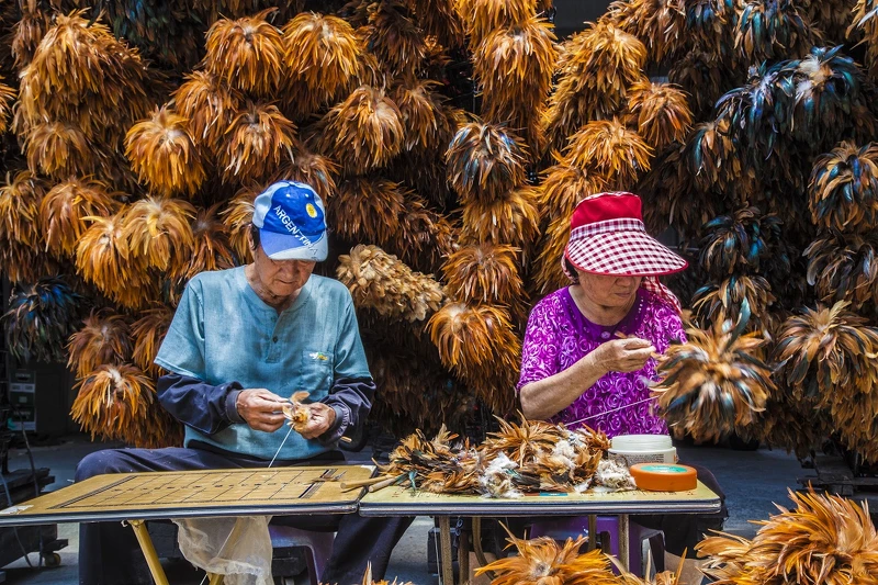 彰化國寶級雞毛撢子職人陳忠露夫婦 彰化國寶級雞毛撢子職人陳忠露夫婦