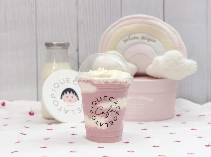 草莓雲朵奶昔 $160 草莓雲朵奶昔 $160