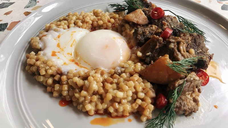 慢燉牛薩丁尼亞珍珠麵 NT$380元