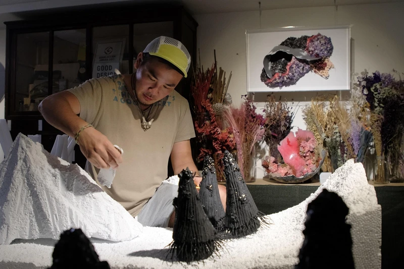 植物裝置藝術創作者李霽