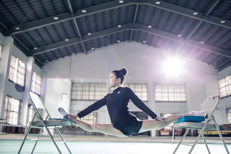 左恣瑜，17歲，東泰高中。148cm，38公斤，目標體重36公斤。韻律體操資歷10年。2018世界中學運動會國手。2019全國中學運動會「高女組韻律體操成隊競賽」亞軍。