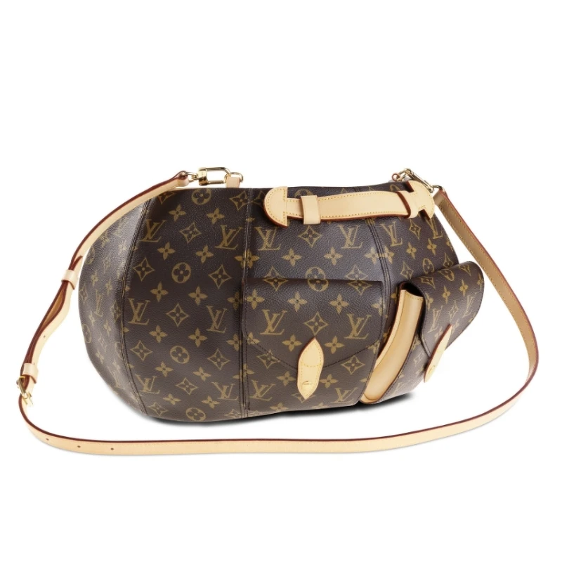 Vivienne Westwood 的腰包