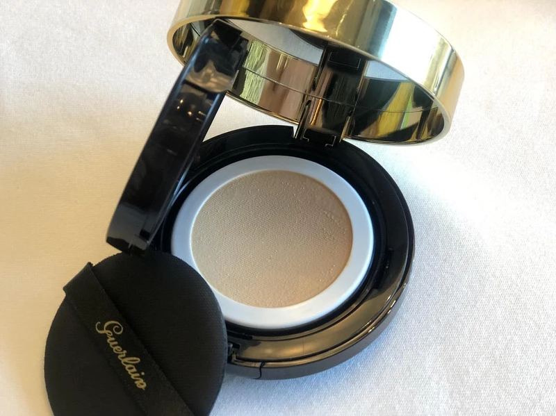 24K純金光氣墊粉餅 24K純金光氣墊粉餅