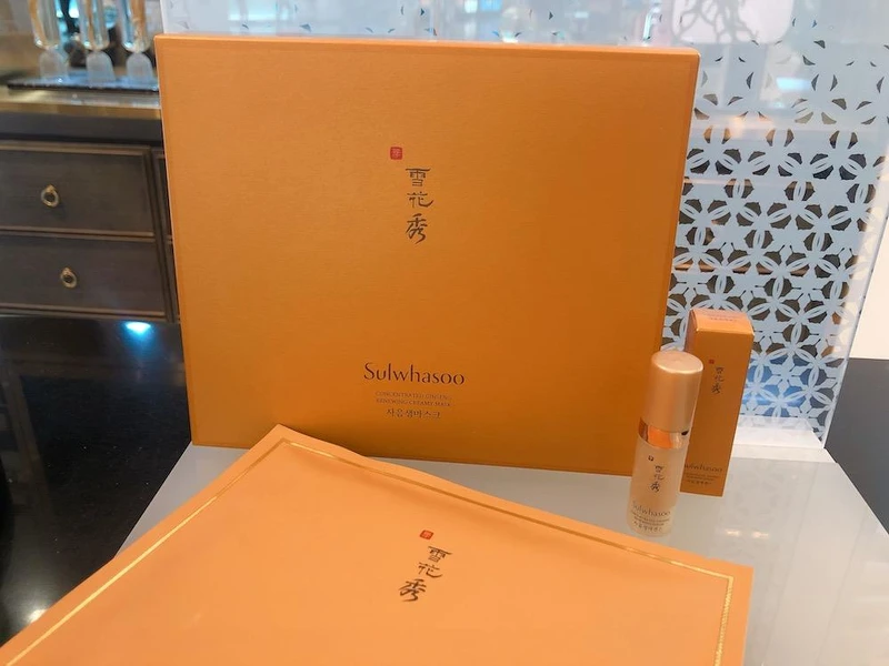 預約禮:滋陰生人蔘修護霜面膜一片+滋陰生人蔘煥顏微導精露5ml 預約禮:滋陰生人蔘修護霜面膜一片+滋陰生人蔘煥顏微導精露5ml