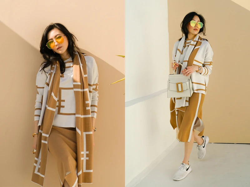 鎖鍊織紋印花上衣 $15,300/運動風針織長裙 $13,300/鎖鍊織紋印花圍巾 $7,300