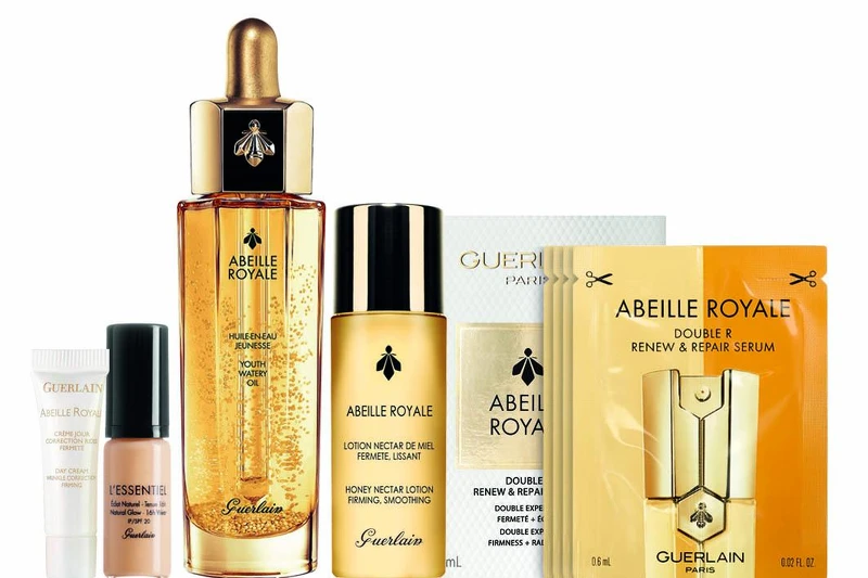 超人氣皇家蜂王乳平衡油組49折優惠：皇家蜂王乳平衡油30ml(正品)/皇家蜂王乳蜜露 40ml/皇家蜂王乳雙導精華7日體驗禮/皇家蜂王乳UV修護隔離乳3ml/嬌蘭亮顏裸光純萃粉底液精巧版