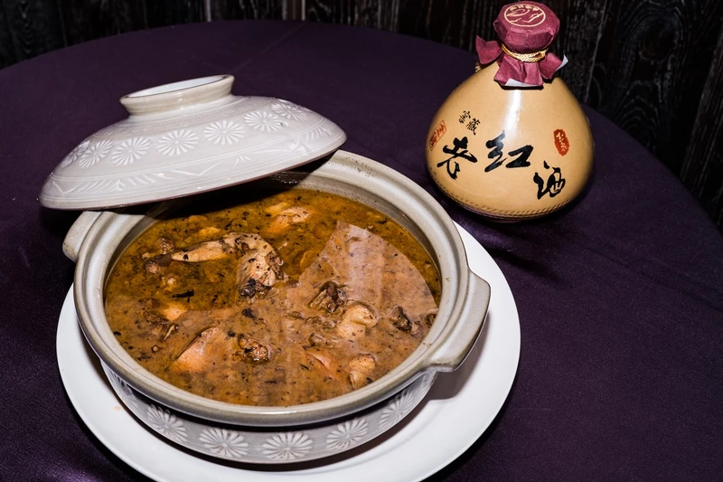 五代秘製麻油雞 五代秘製麻油雞