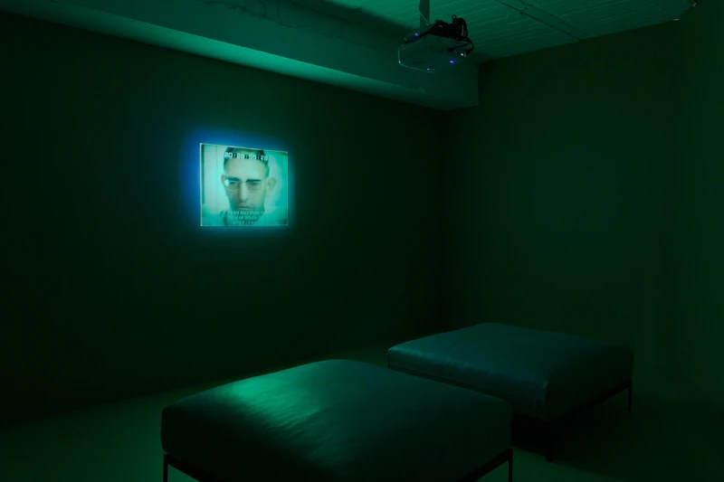 知名美國作家蘇珊桑塔格的訪談紀錄片,也記錄著當時以色列士兵們受不人道的治療過程。 知名美國作家蘇珊桑塔格的訪談紀錄片,也記錄著當時以色列士兵們受不人道的治療過程。