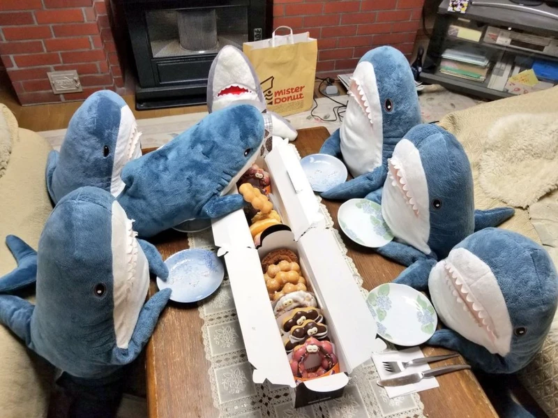 鯊鯊家族的可愛模樣,你現在也能擁有!Photo/Twitter@ikeasame 鯊鯊家族的可愛模樣,你現在也能擁有!Photo/Twitter@ikeasame