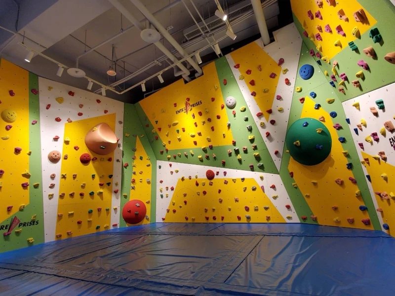 彩虹抱石區 彩虹抱石區