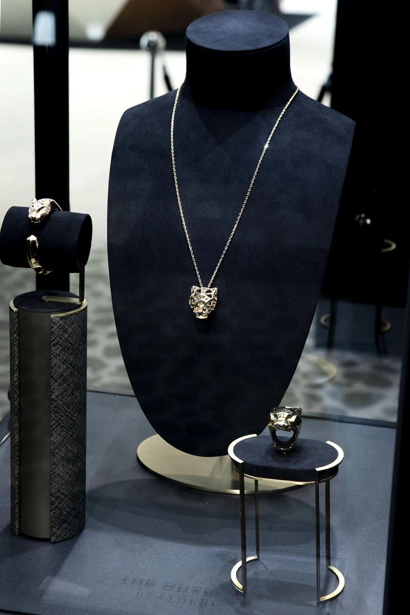 卡地亞「豹影迷蹤」展-「美洲豹女士」- 靈動設計展區-展出「抽象」、「圖像」、「具象」三大類型的美洲豹作品_2 卡地亞「豹影迷蹤」展-「美洲豹女士」- 靈動設計展區-展出「抽象」、「圖像」、「具象」三大類型的美洲豹作品_2