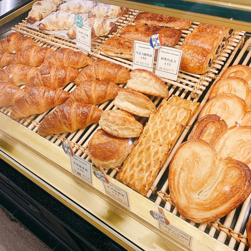 每天滿滿的麵包，讓人每款都想吃吃看