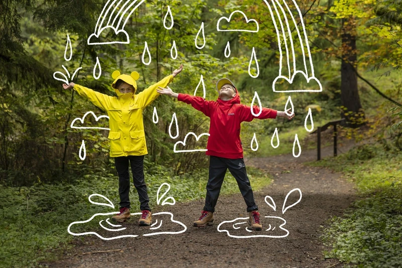 迪士尼Omni Tech防水外套,童裝(NT$7,980)。 迪士尼Omni Tech防水外套,童裝(NT$7,980)。