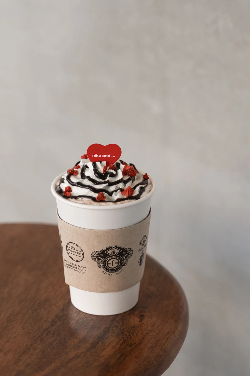 niko and ... × HERSHEY’S熱可可