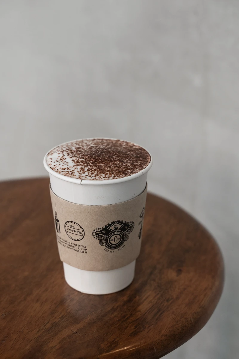 niko and ... × HERSHEY’S熱可可紅茶拿鐵