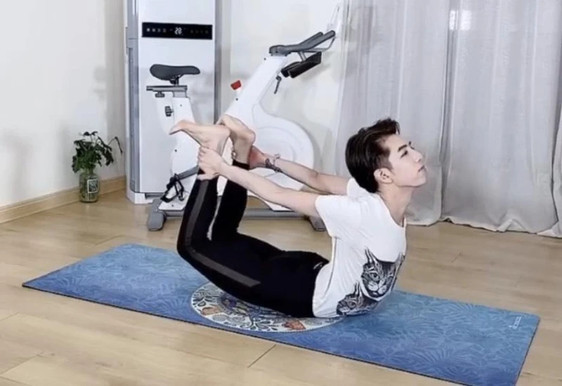 森阳六一的瑜伽Daddy@小紅書