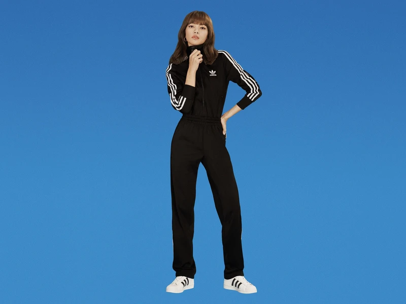 BLACKPINK成員Lisa BLACKPINK成員Lisa