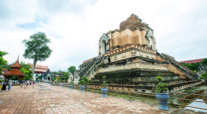 契迪龍寺是清邁市內最為著名也是最大的寺廟 契迪龍寺是清邁市內最為著名也是最大的寺廟