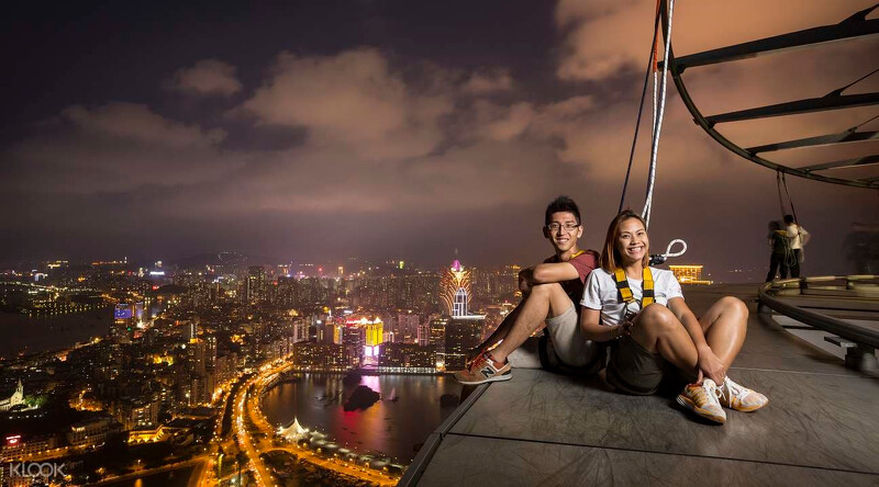 在澳門塔上俯瞰整個澳門的壯觀美景 在澳門塔上俯瞰整個澳門的壯觀美景