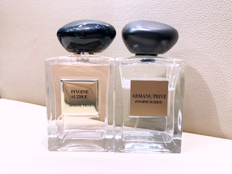 ARMANI PRIVÉ高級訂製淡香水花園系列(左)2020年推出的新瓶身、(右)舊瓶身。 ARMANI PRIVÉ高級訂製淡香水花園系列(左)2020年推出的新瓶身、(右)舊瓶身。