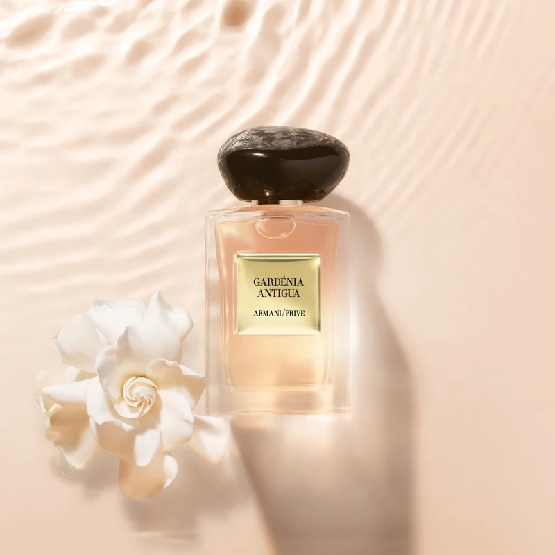 亞曼尼ARMANI PRIVÉ高級訂製淡香水花園系列加勒比海梔子花100ml,NT7,500 亞曼尼ARMANI PRIVÉ高級訂製淡香水花園系列加勒比海梔子花100ml,NT7,500