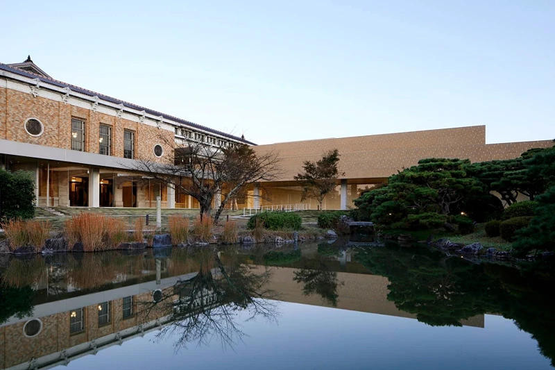 新館東山CUBE旁的日本庭園,將在此首度公開作品「玻璃茶室」 新館東山CUBE旁的日本庭園,將在此首度公開作品「玻璃茶室」