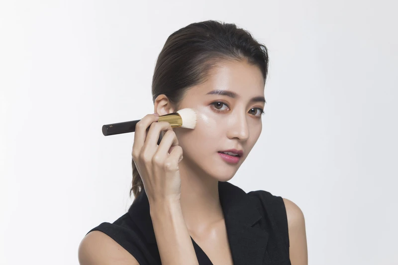 TOM FORD最上鏡底妝刷NTD$3,000