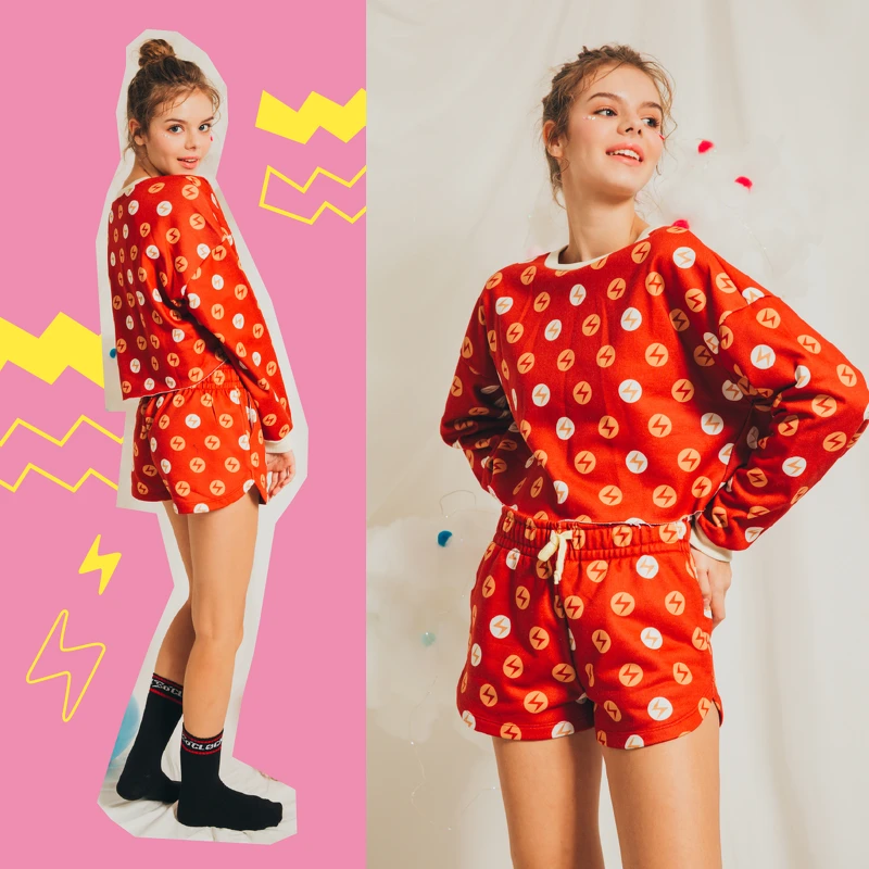 長袖家居服一套(NT$1,499) 長袖家居服一套(NT$1,499)