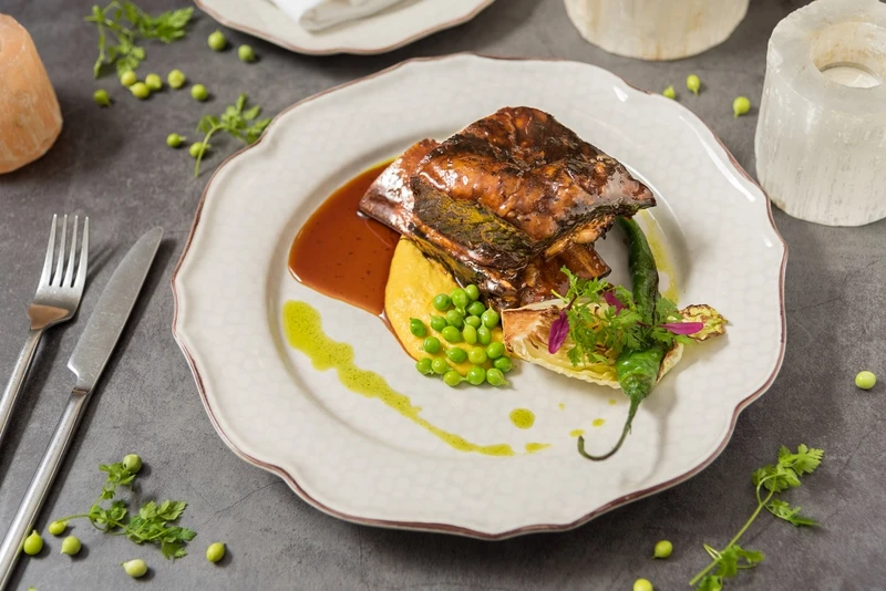 慢煮煙燻帶骨牛小排 慢煮煙燻帶骨牛小排