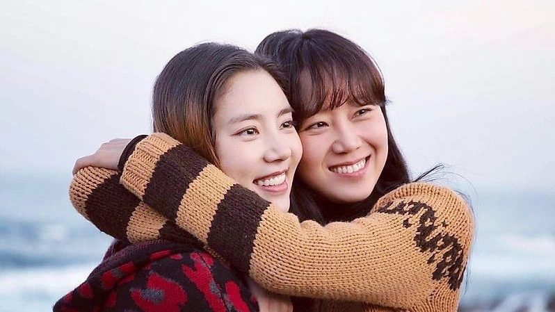 Photo/IG@rovvxhyo Photo/IG@rovvxhyo