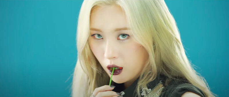 圖片|宣美〈 LALALAY 〉 MV 截圖 圖片|宣美〈 LALALAY 〉 MV 截圖