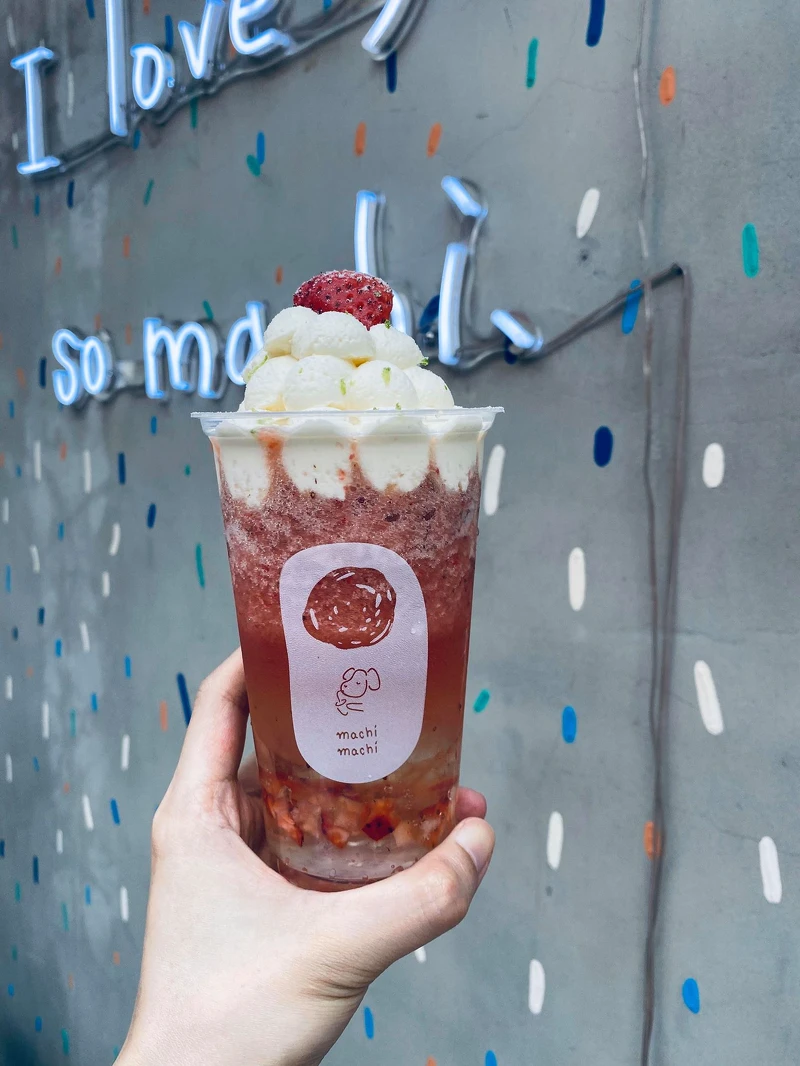 檸檬慕斯草莓冰沙 $98 檸檬慕斯草莓冰沙 $98