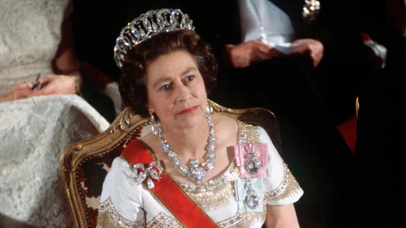 Queen Elizabeth & Vladimir Tiara Queen Elizabeth & Vladimir Tiara