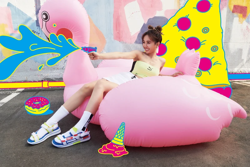 蔡依林靠白襪配涼鞋,示範潮妹穿搭法! 蔡依林靠白襪配涼鞋,示範潮妹穿搭法!