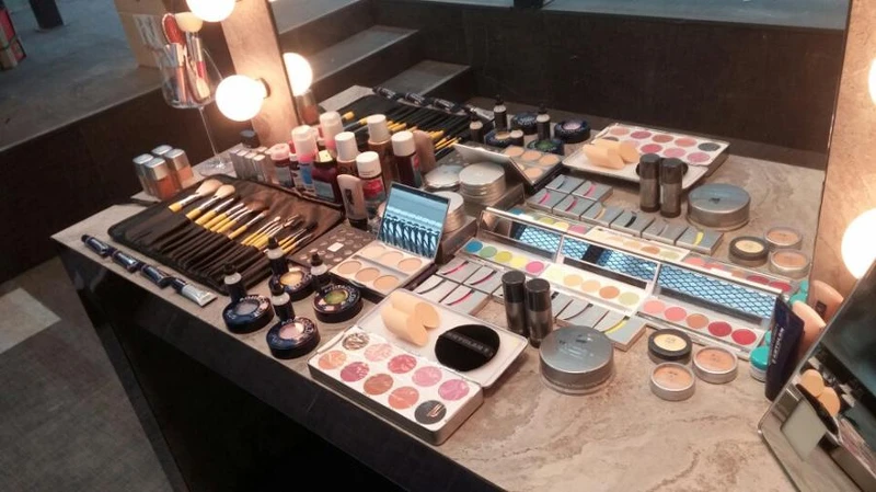 《藍色海洋的傳說》後台彩妝區 《藍色海洋的傳說》後台彩妝區