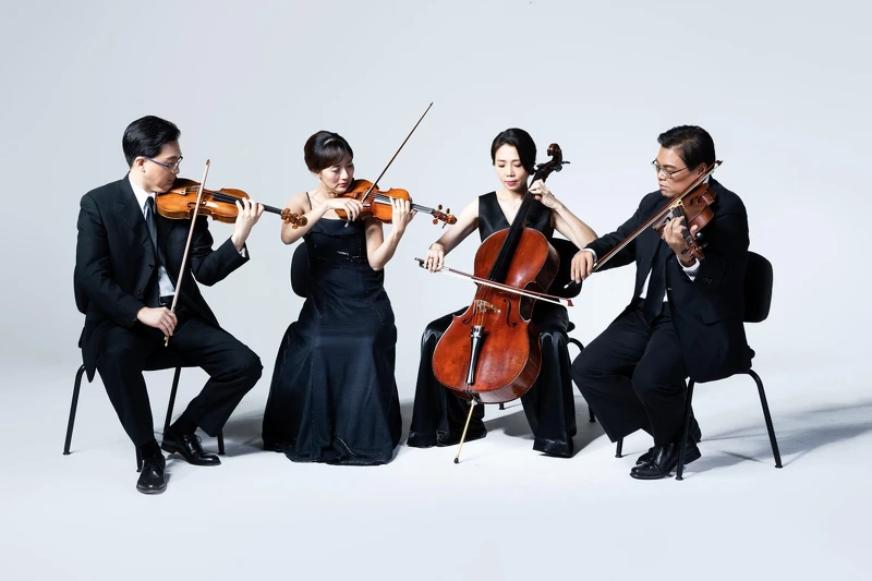 「2020誠品室內樂節」由前NSO首席李宜錦領軍的「Infinite首席四重奏」於6月7日演奏貝多芬的經典巔峰《大賦格》揭開序幕。 「2020誠品室內樂節」由前NSO首席李宜錦領軍的「Infinite首席四重奏」於6月7日演奏貝多芬的經典巔峰《大賦格》揭開序幕。