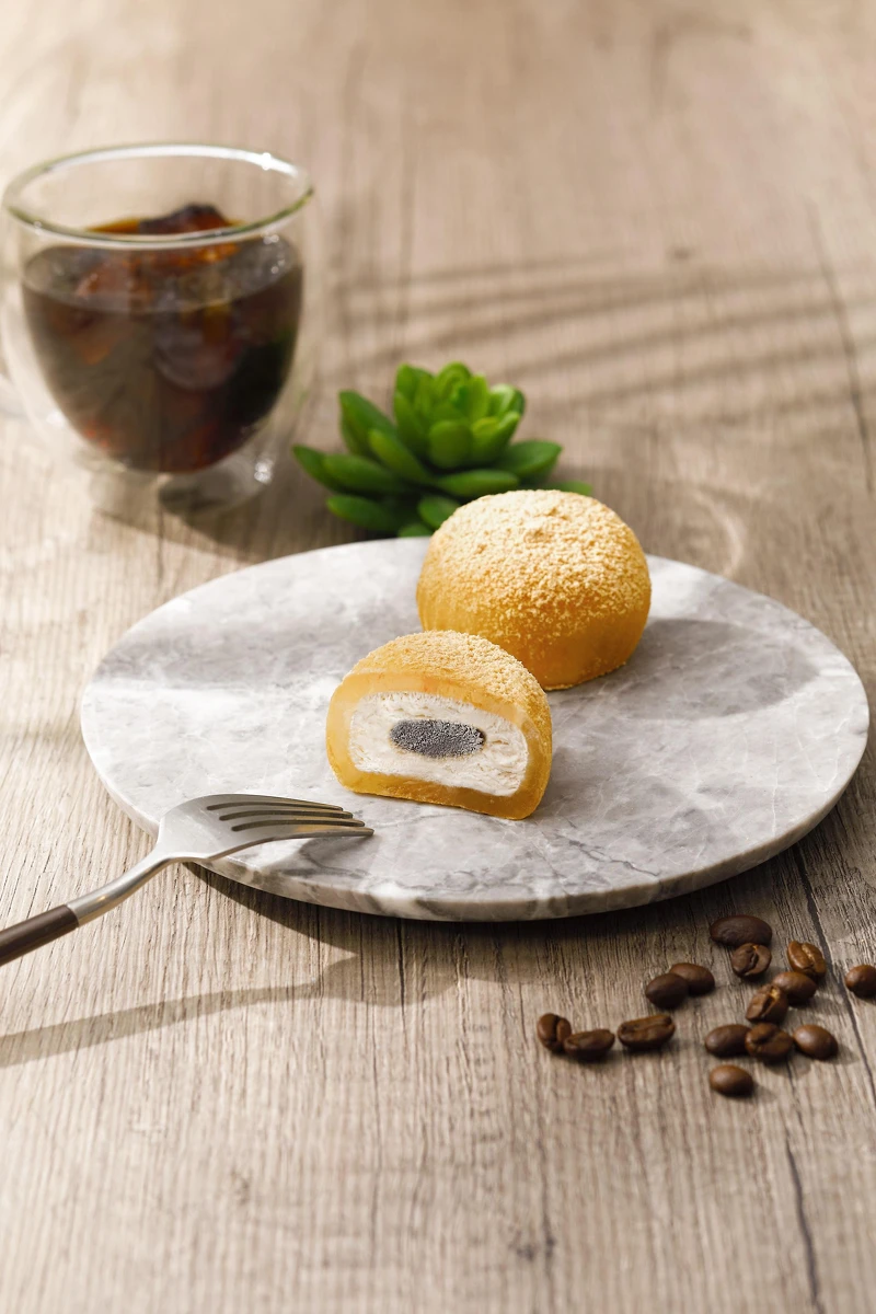 熱銷經典款黃豆卡士達星蕨餅