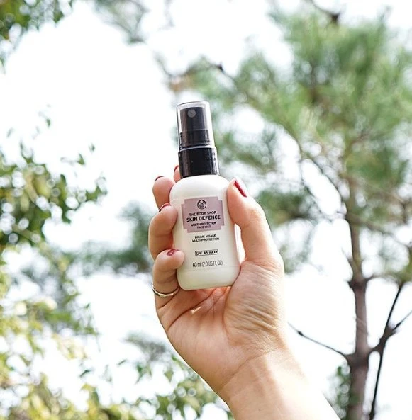 THE BODY SHOP全效防曬輕透隔離噴霧 SPF45 PA++ NT1280元/60ml THE BODY SHOP全效防曬輕透隔離噴霧 SPF45 PA++ NT1280元/60ml