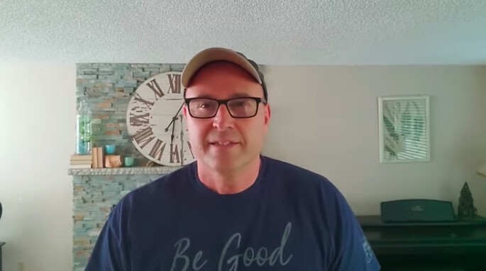 圖片|截圖自《Dad, How Do I?》 圖片|截圖自《Dad, How Do I?》