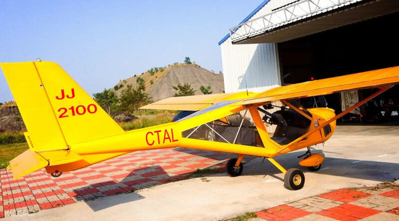 到屏東搭乘輕型飛機離開地球表面,體驗在空中飛行的刺激快感。Source: KLOOK 到屏東搭乘輕型飛機離開地球表面,體驗在空中飛行的刺激快感。Source: KLOOK
