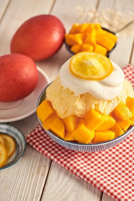 誠品生活松菸店｜花藏雪｜夏季限定「芒果橙霜」｜推薦價220元。