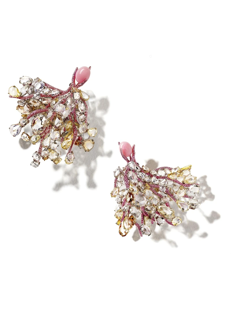 2020 Black Label Masterpiece 大師系列 V 孔克珠奇蹟瀑布耳環 2020 Black Label Masterpiece 大師系列 V 孔克珠奇蹟瀑布耳環